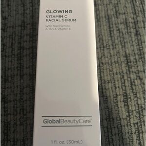 Glowing vitamin C, facial serum new in a box